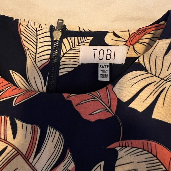 Tobi Palm Crop Short Set XS - Picture 5 of 7